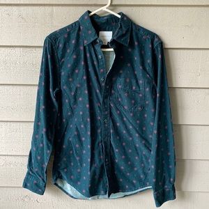 American Eagle, green button down, size small.